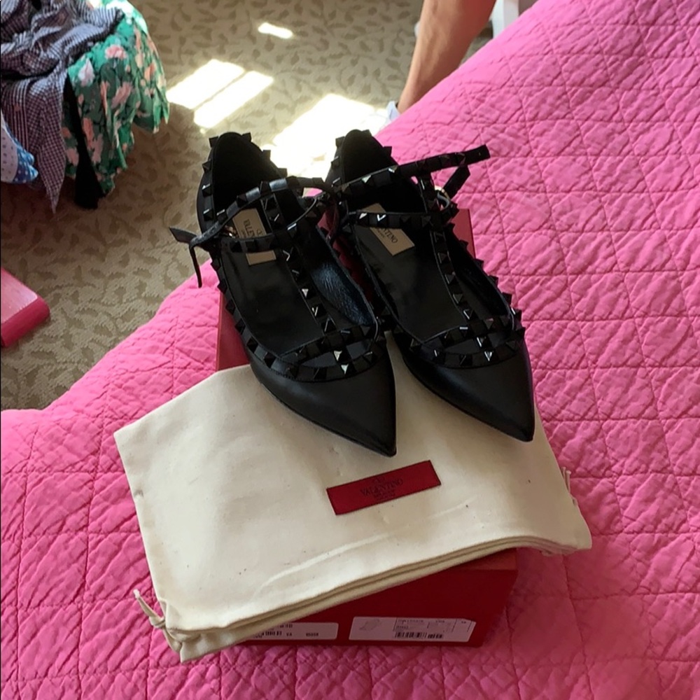 Valentino flats